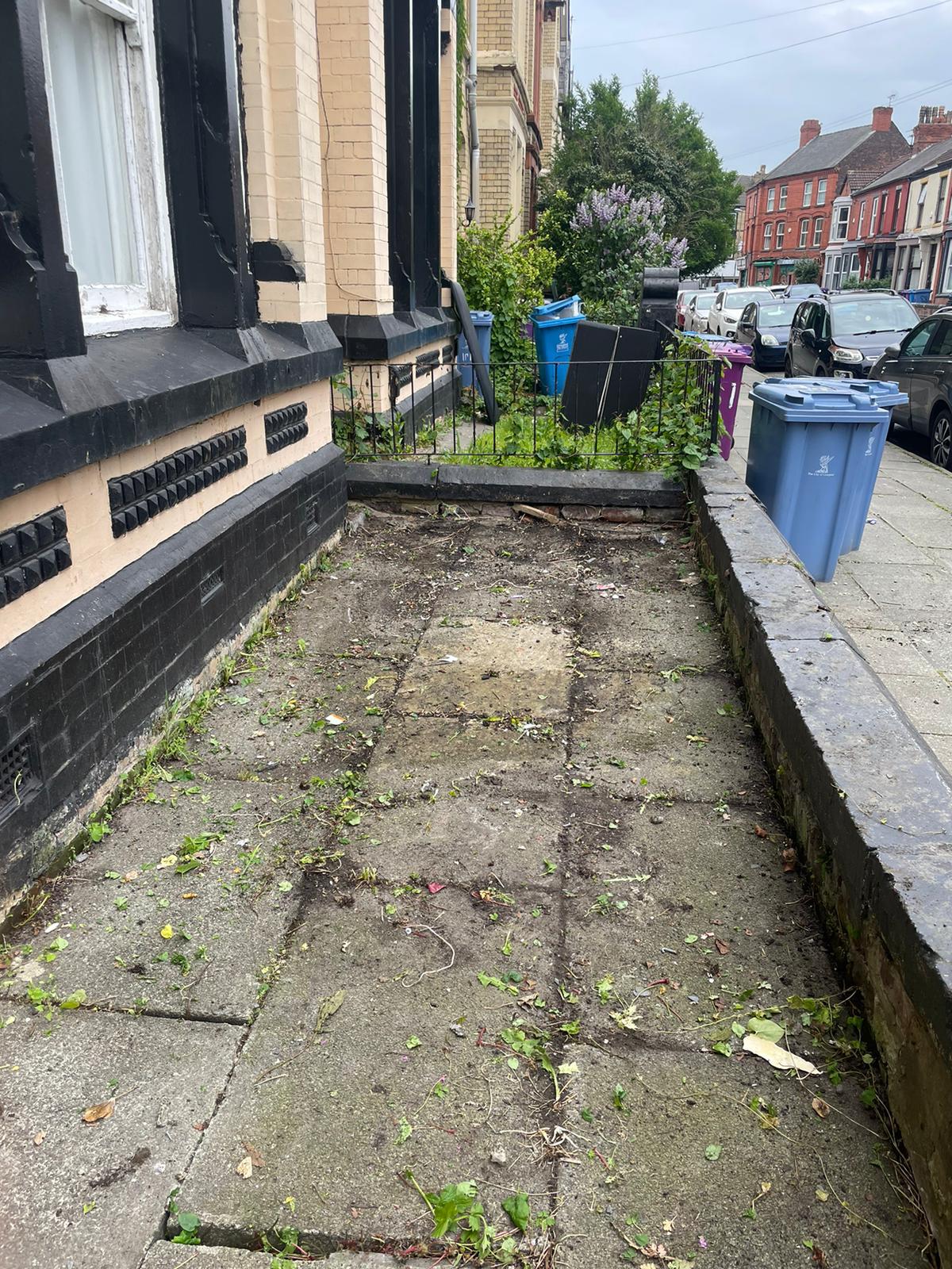 After — Front Garden Clearance